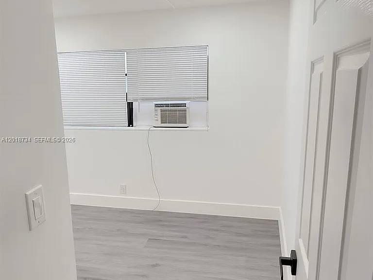 417 NW 2nd Ave #9 — Photo 8