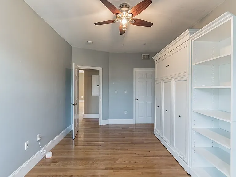 29 Vinton St #7 — Photo 21