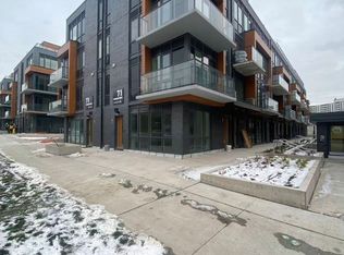 71 Curlew Dr #104, Toronto, ON M3A 0B2