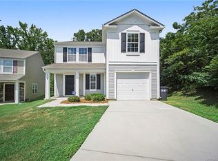 6155 Fazenda Dr, Charlotte, NC 28214