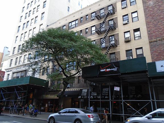 3rd image of 107 University Pl APT 6G