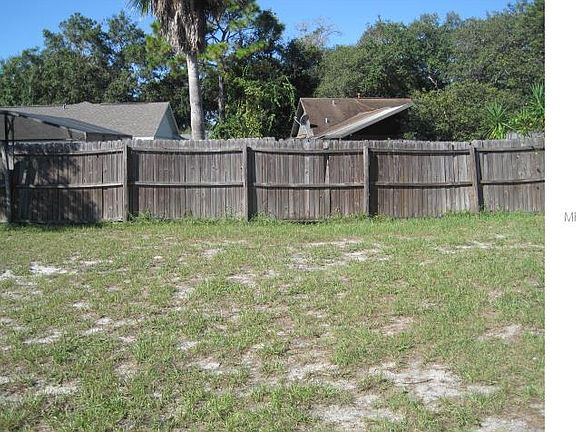 2nd image of 4712 Leacock Ct