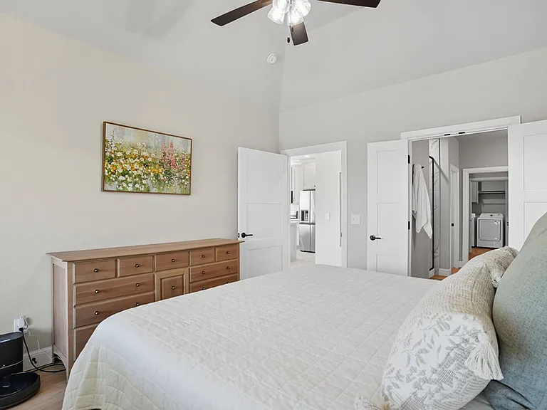 4200 Abbey Park Dr — Photo 33