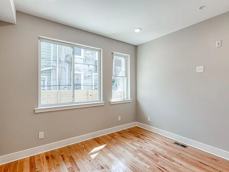 Brand New Luxury Apartments Brewerytown — Photo 16