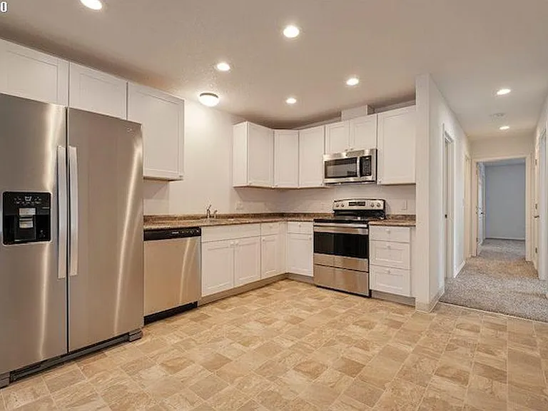 2323 Cedar St #B — Photo 4