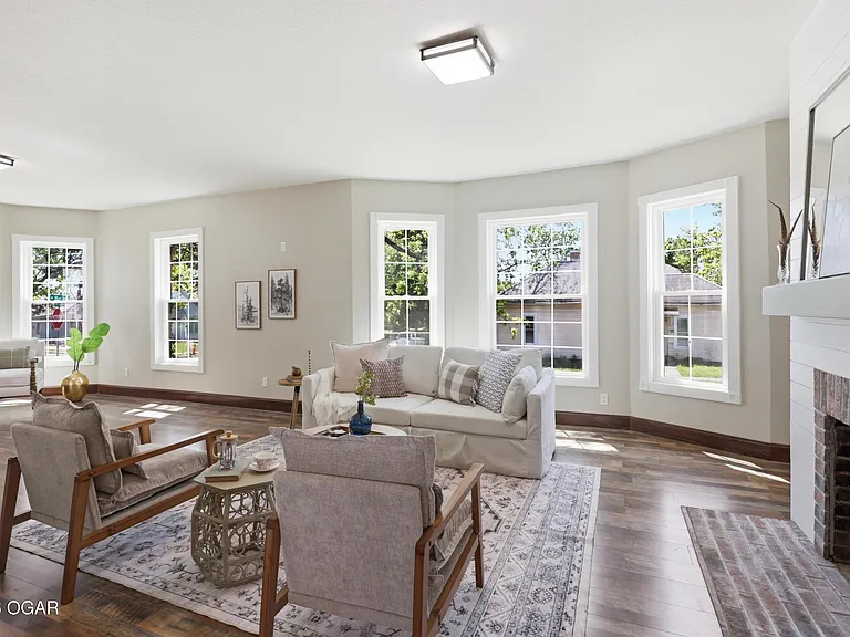 402 N Wall Ave — Photo 23