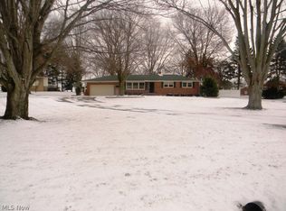 3226 Pinevale Ave, Louisville, OH 44641