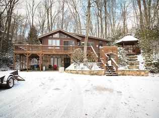 216 Hawkins Hollow Rd, Connellsville, PA