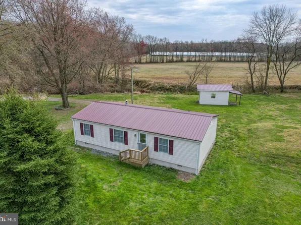 742 Fox Hole Rd, Camden Wyoming, DE 19934
