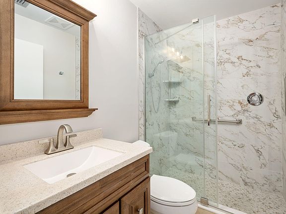 5th image of 41 Vista Gardens Trail #101