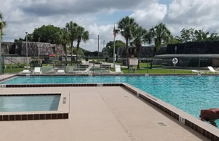 2 bed, 2.5 bath, 1288 sqft, $1,500 — Photo 4