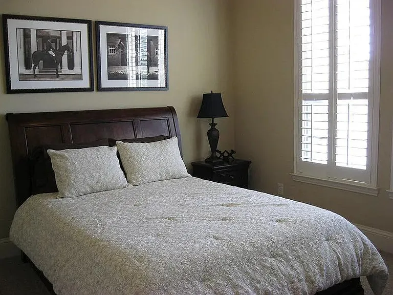906 Greystone Dr — Photo 18