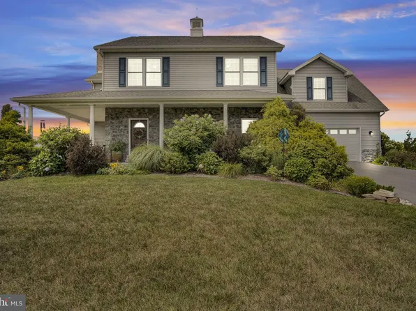 20 Bella Terra Dr, Shermans Dale, PA 17090