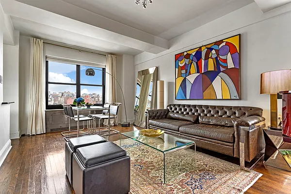 Sold by Compass | media 8