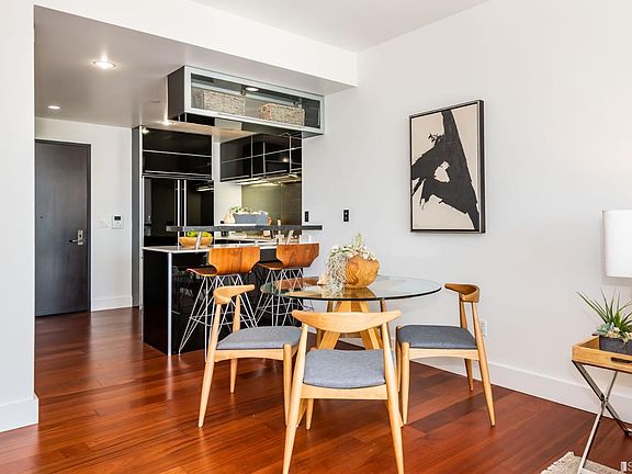 5th image of 1299 Bush St #702
