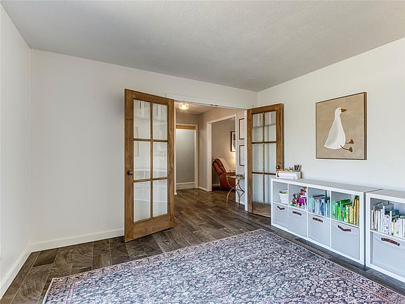 4th image of 808 Owens Ave