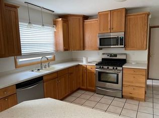 520 W Indiana Ave, Perrysburg, OH