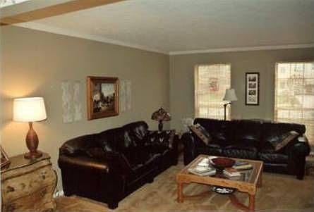 5th image of 15035 Forestwood Dr