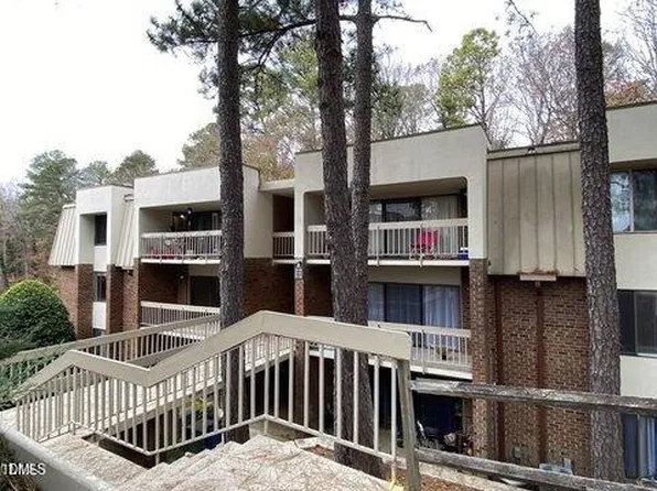 500 Umstead Dr APT A302, Chapel Hill, NC 27516