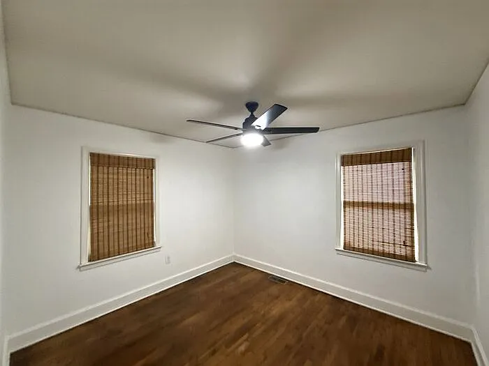 526 W Kingston Ave — Photo 12