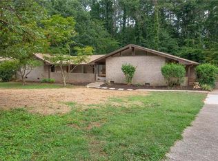 4081 Whispering Forest Ct, Lilburn, GA 30047