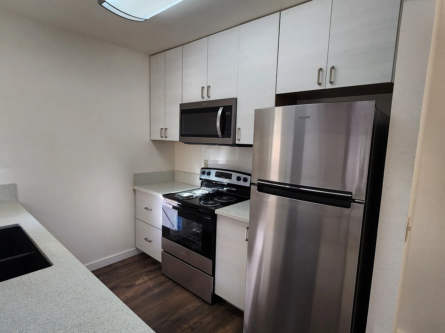 1 bed, 599 sqft, $2,195 — Photo 2