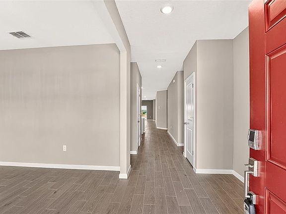5th image of 13559 NW CONVERGENCE BOULEVARD