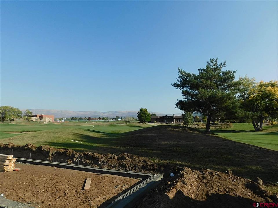 2nd image of 446 SE Birdie Cir