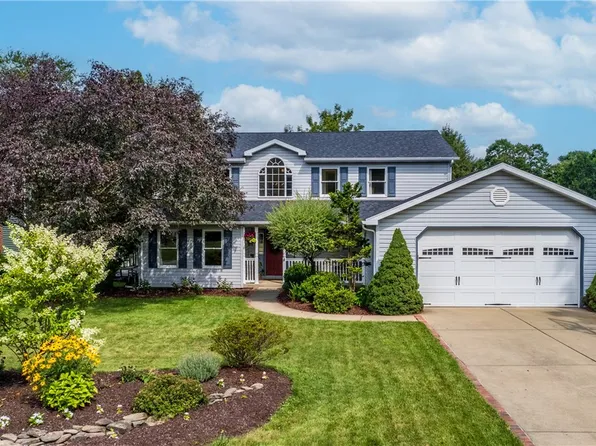 1117 Seneca Dr, Harmony, PA 16037