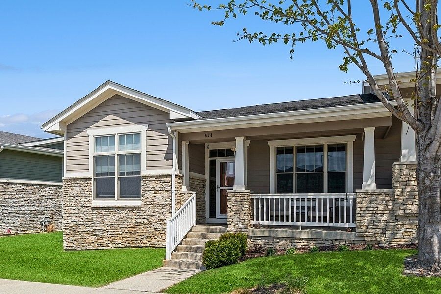 574 S Crescent Way, West Des Moines, IA 50266 Zillow