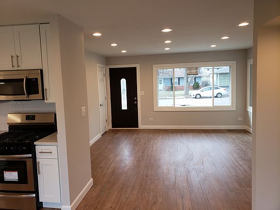5th image of 7331 Thornwood St
