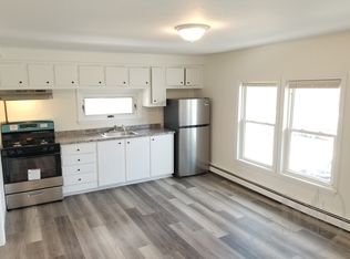 367 Broad St #1R, Cumberland, RI 02864
