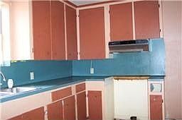 2nd image of 1305 Pirtle St