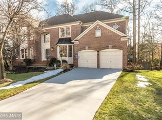 9325 Hallston Ct, Fairfax Station, VA