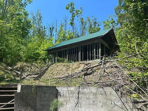 5th image of 5436 Valley Rd