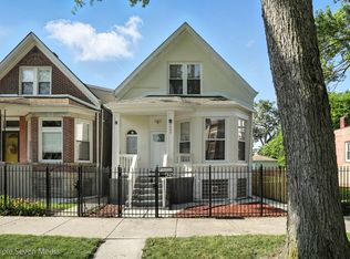 3425 W Carroll Ave, Chicago, IL 60624