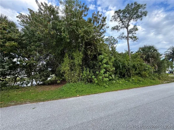 10 Twenty #1/2, Hobe Sound, FL 33455