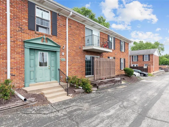452 Chapel Ridge Dr APT B, Hazelwood, MO 63042
