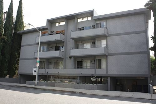 5th image of 642 N West Knoll Dr APT 103
