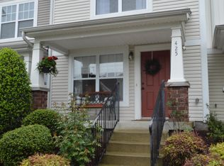 425 Shadow Glen Dr, Nashville, TN 37211