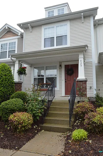 425 Shadow Glen Dr Photo 1
