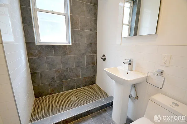 Rented by Oxford Property Group | media 14