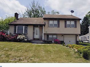 962 Woodlane Rd, Mount Holly, NJ 08060