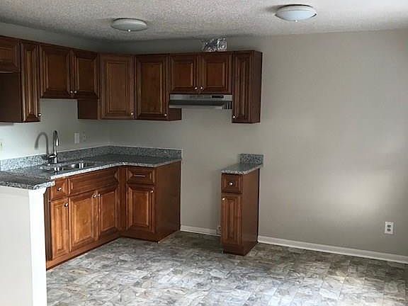 4th image of 1419 Lois Ln APT F