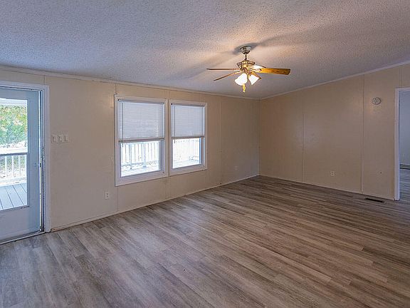 5th image of 170 Hallie Ln