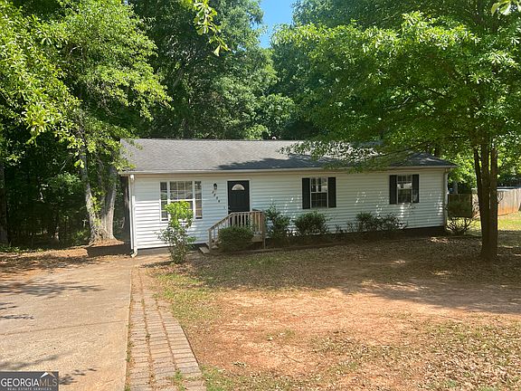 2nd image of 2256 Christian Cir