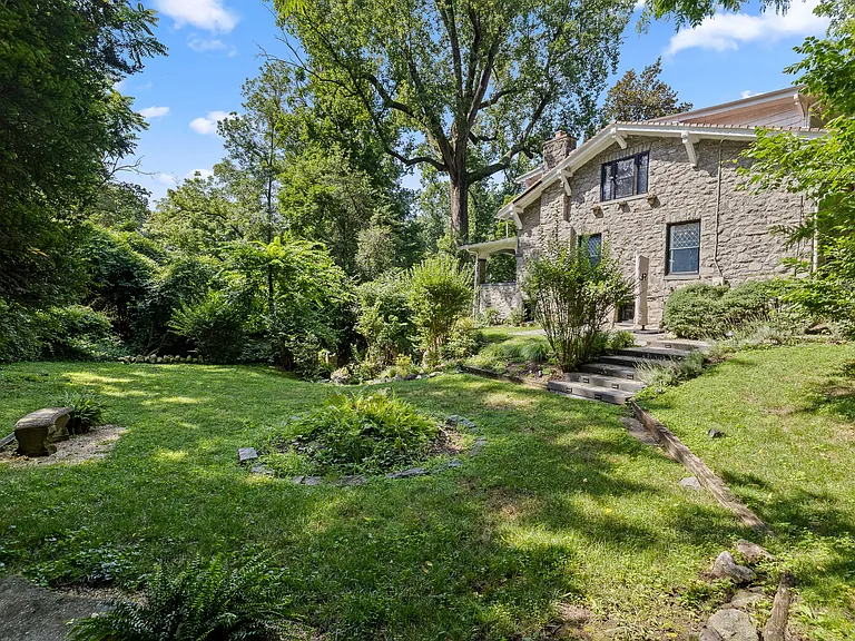 2329 Porter St NW — Photo 53