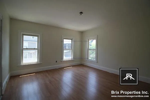 34 Mansfield St — Photo 24