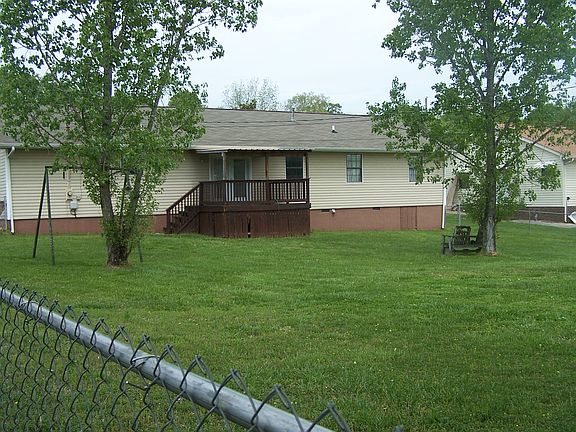 2nd image of 319 Guthrie Rd