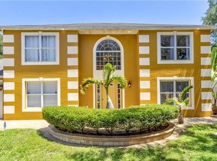 8121 Roycrest Ln, Spring Hill, FL 34606